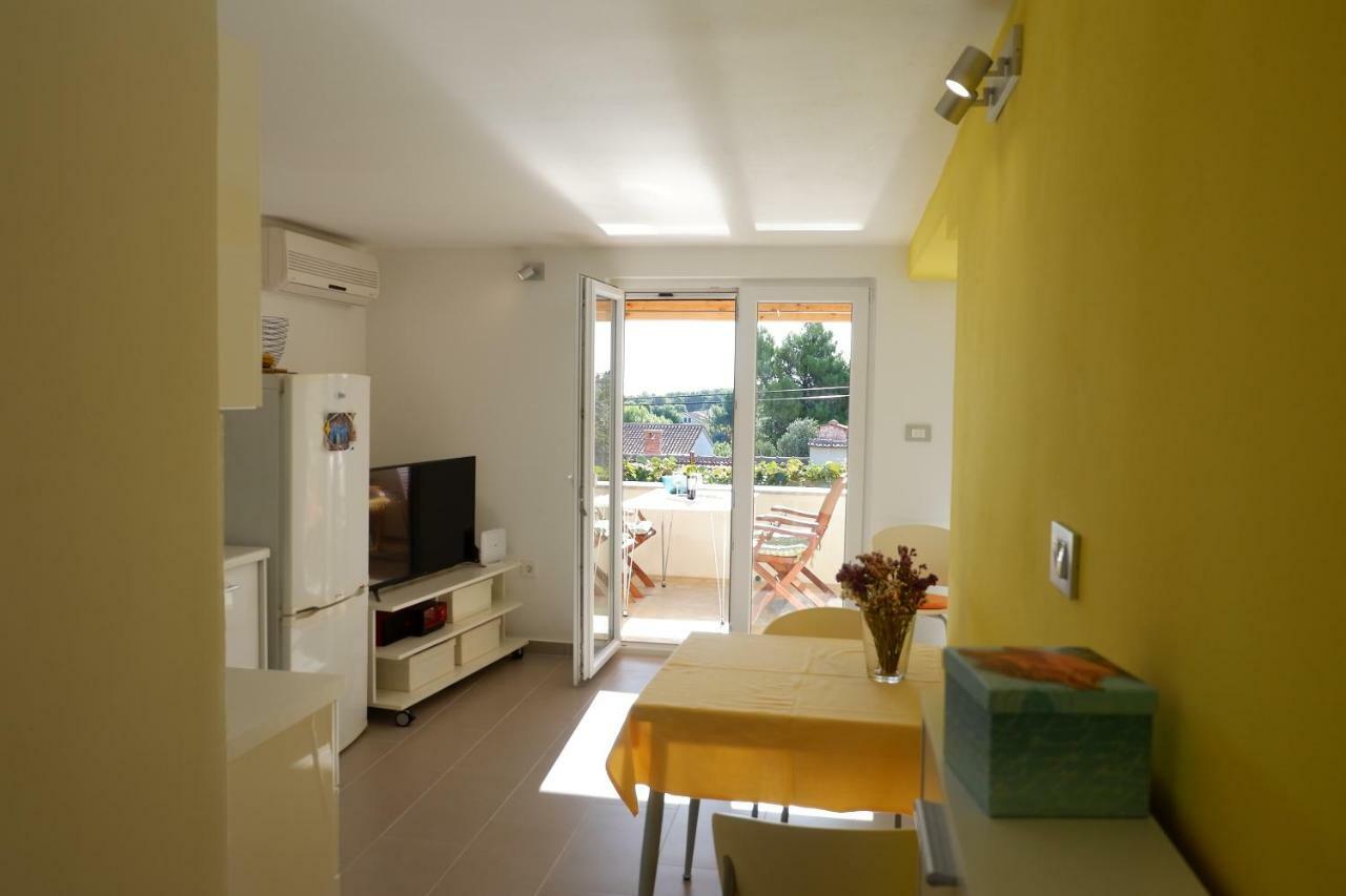 Apartment Marija Premantura Eksteriør bilde