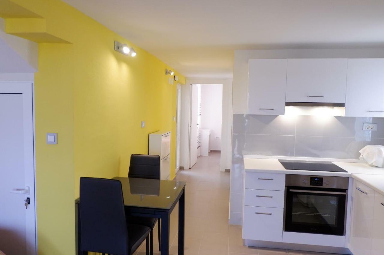Apartment Marija Premantura Eksteriør bilde