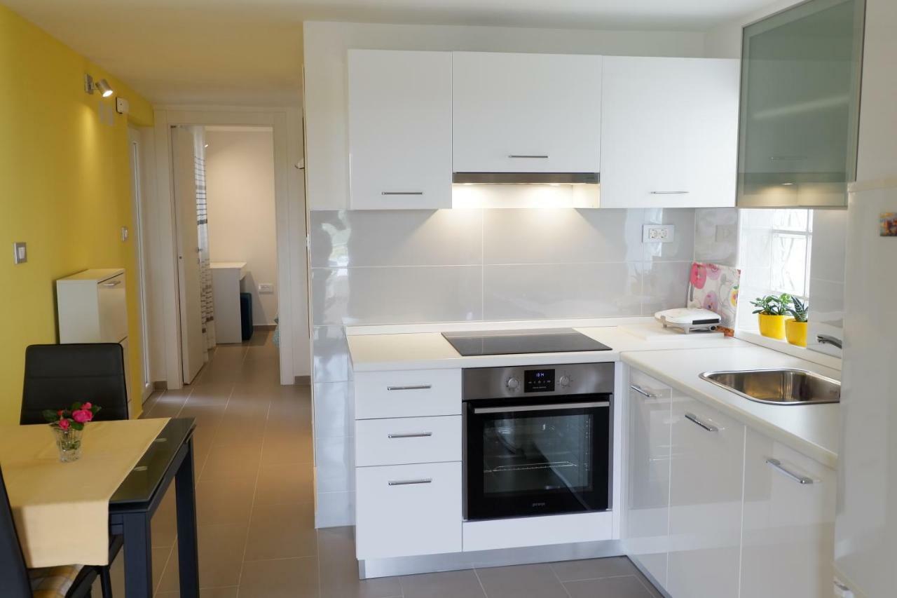 Apartment Marija Premantura Eksteriør bilde